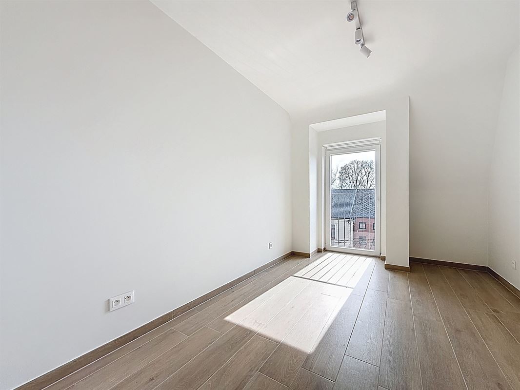 Image 14 : Duplex/triplex à 4280 HANNUT (Belgique) - Prix 1.050 &euro;