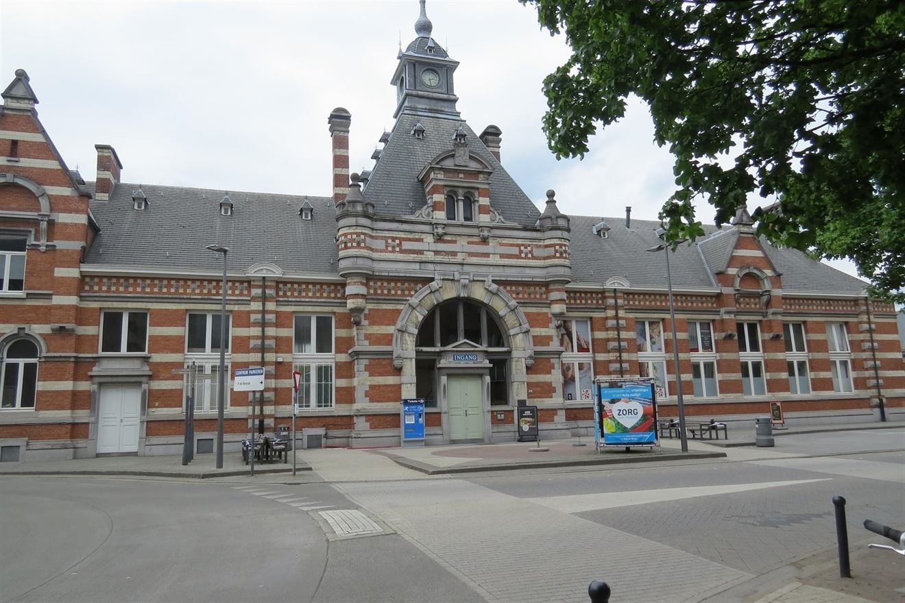 Kerkplein 32-34
