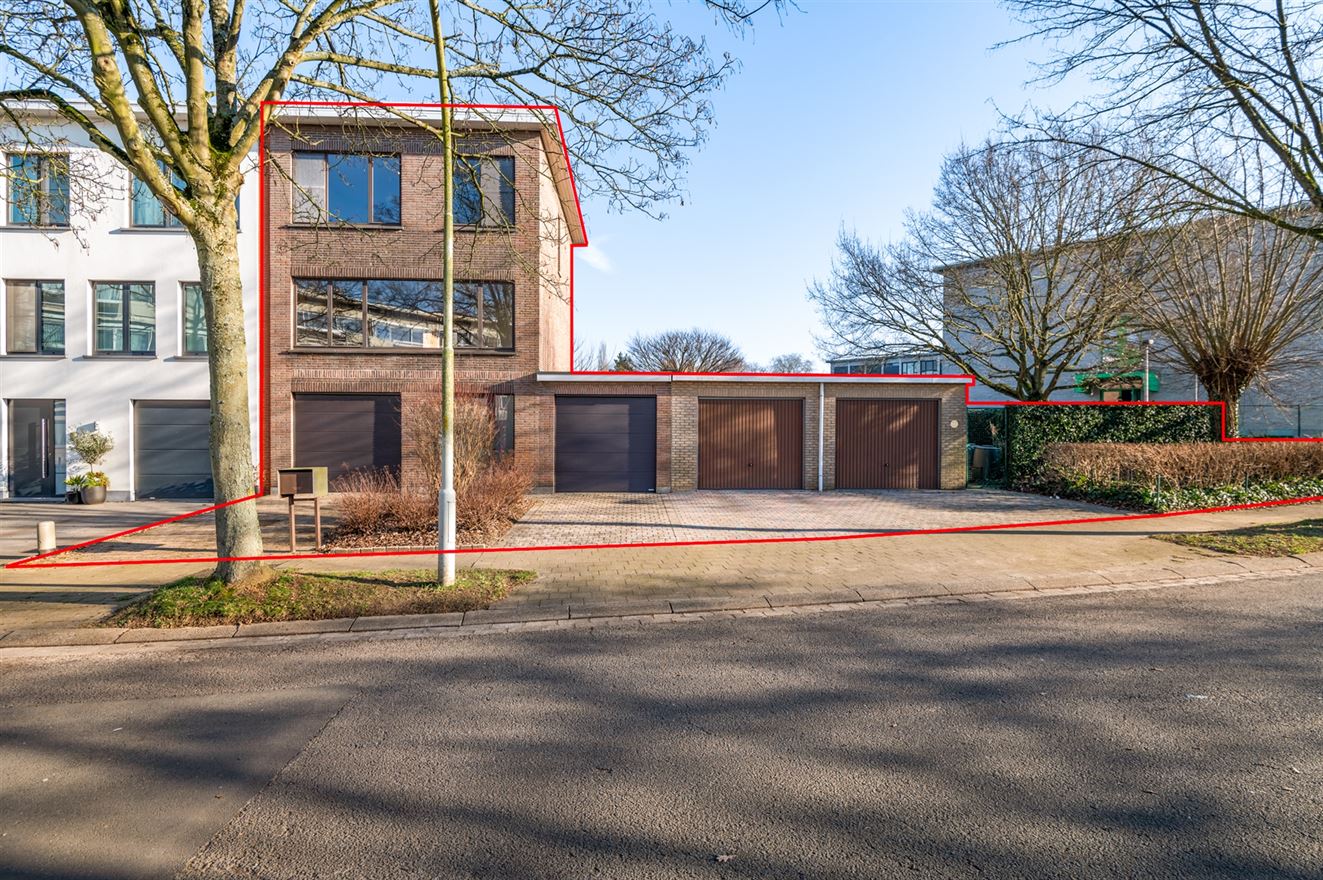 Huis in Edegem - 7664343 - Monseigneur Cardijnlaan 21, 2650 EDEGEM