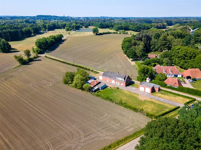 Huis in ITEGEM