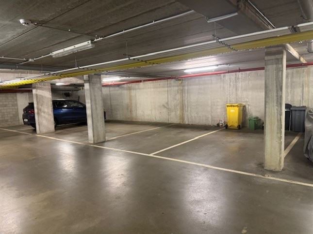 Garage/Parking in Kessel
