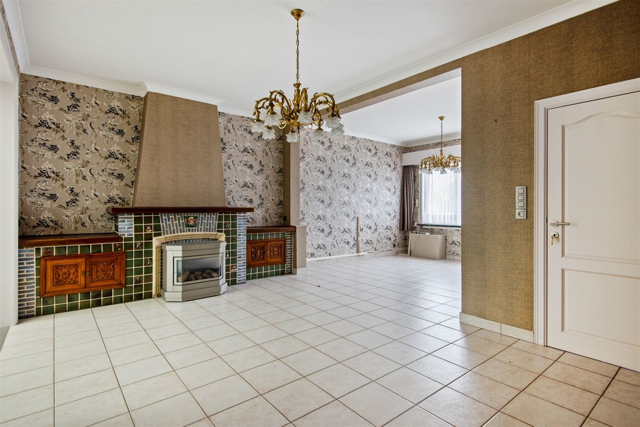 Huis in Sint-Niklaas - 7664186 - Prinses Josephine-Charlottelaan 164, 9100 Sint-Niklaas