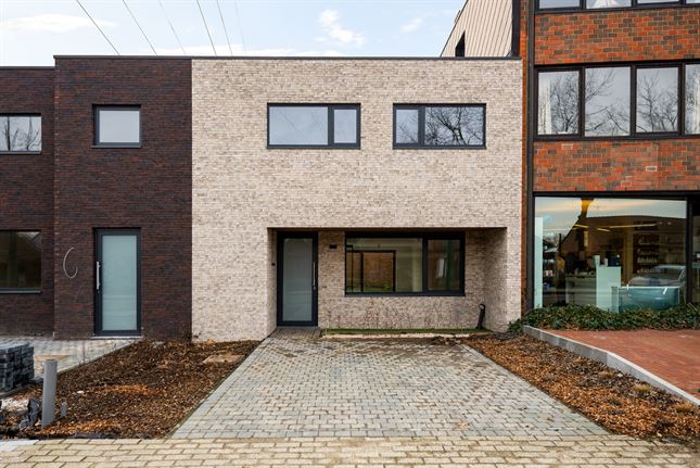Huis in LINT