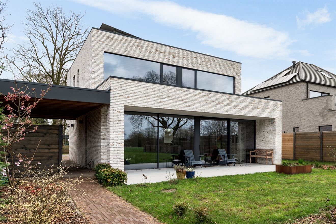 Villa Te Koop Essen