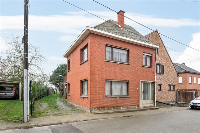Huis in BUGGENHOUT