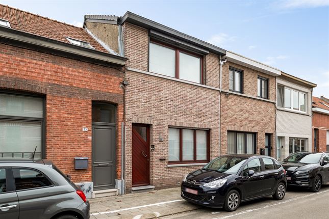 Huis in SCHOTEN