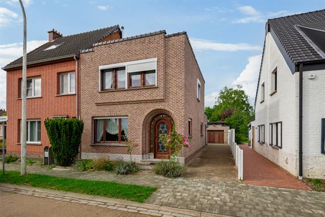 Huis in Emblem