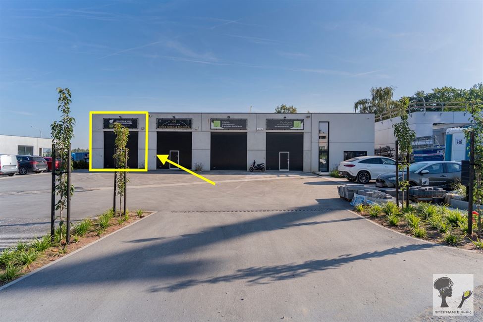 Commerce - À louer - 5330 Assesse