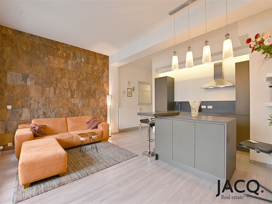 Prachtig bemeubeld appartement in centrum Antwerpen gebouw CITY LOFTS