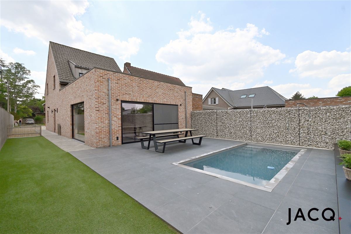 Moderne, landelijke HOB met 3slpk's en zwembad op een perceel van 455m²!