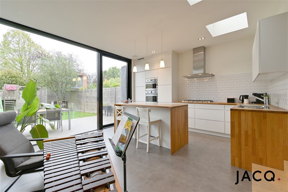 Charmante woning met 4 slpk's en gezellige zuid-oost tuin!