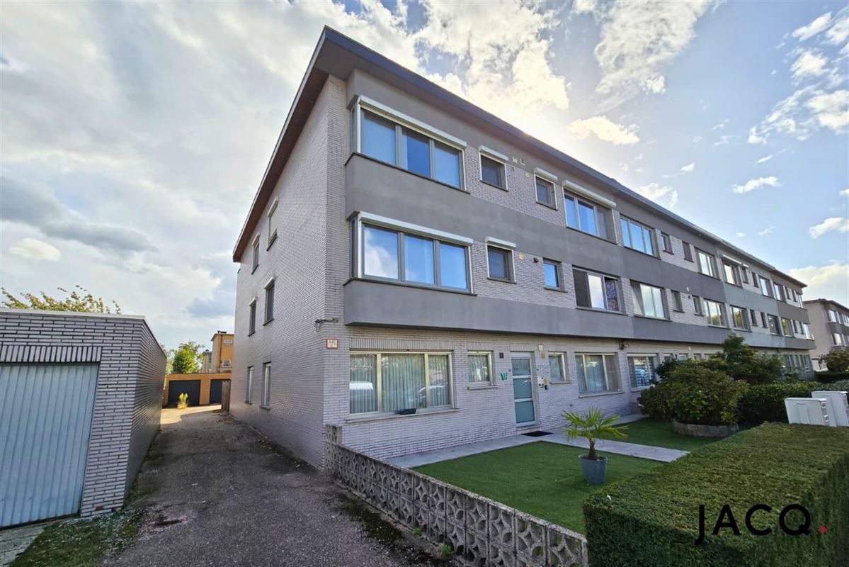 Gelijkvloers appartement met 2 slaapkamers op rustige locatie te Hoevenen!