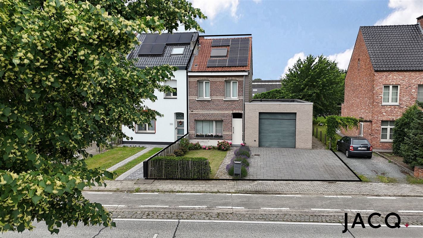 Charmante HOB met 3 slpk's, garage (48m²), op perceel 598m²