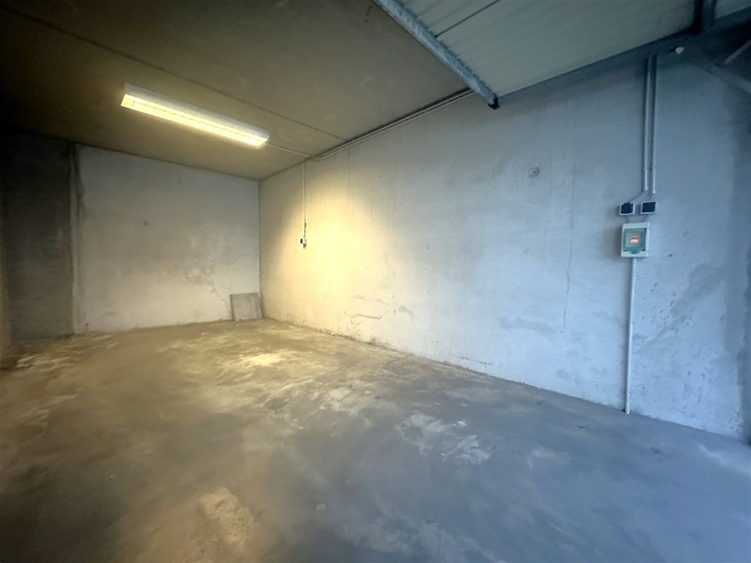 Foto 1 : Parking/Garagebox te 8700 Tielt (België) - Prijs &euro; 95