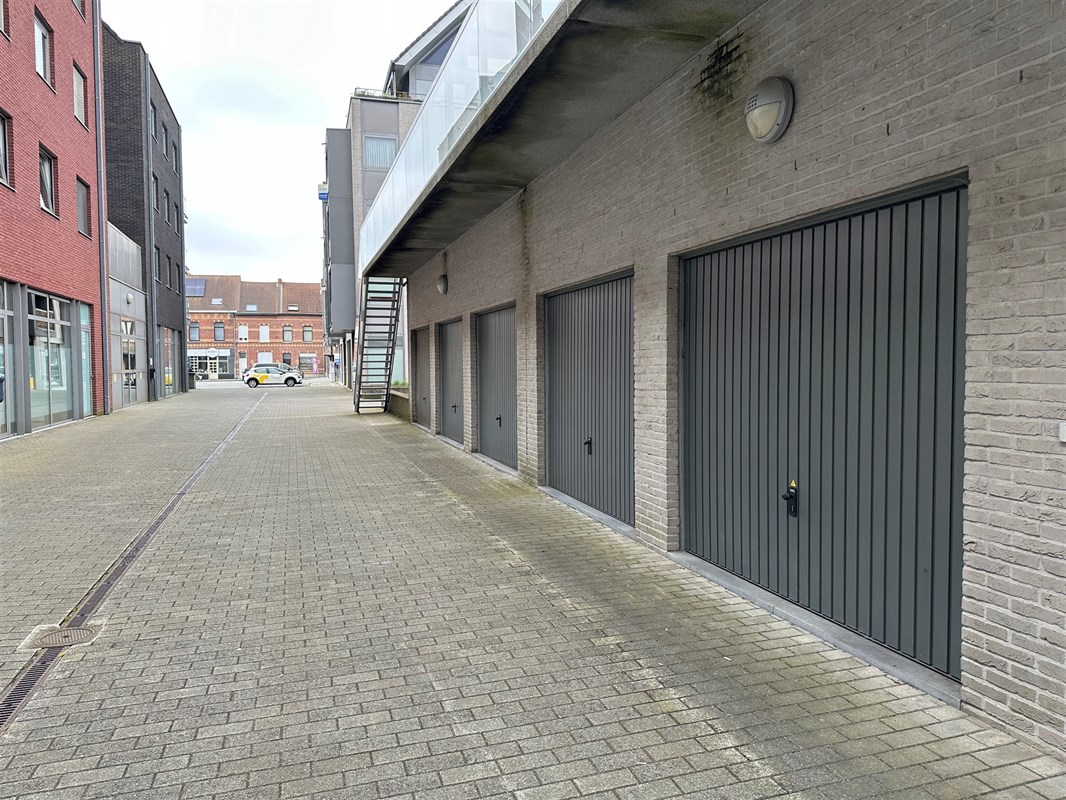Foto 1 : Parking/Garagebox te 8700 Tielt (België) - Prijs &euro; 95