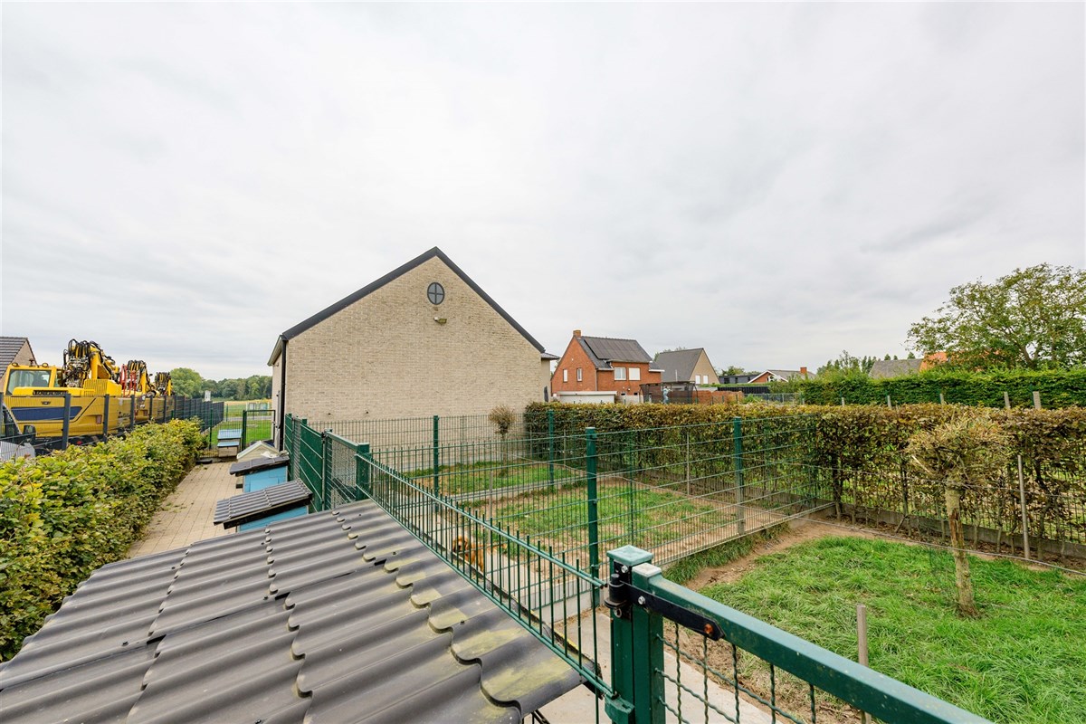 Foto 1 : Bouwgrond te 8810 LICHTERVELDE (België) - Prijs € 235.000