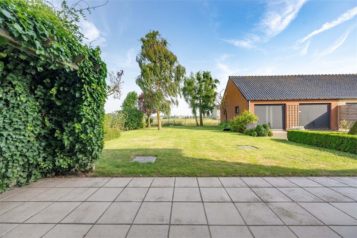 Foto 1 : Eigendom met karakter te 8700 Tielt (België) - Prijs &euro; 349.000