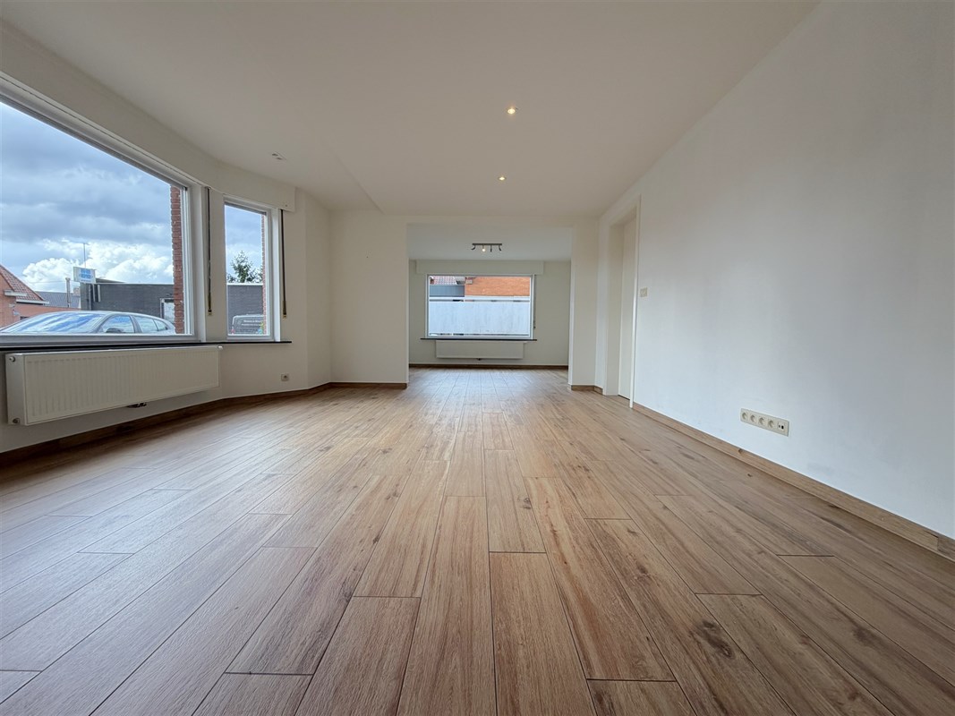 Foto 1 : Huis te 8755 Ruiselede (België) - Prijs &euro; 990