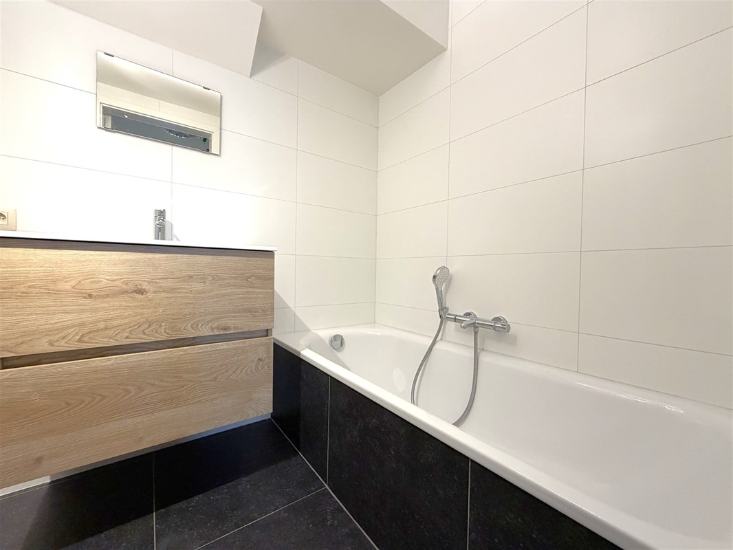 Foto 1 : Huis te 8755 Ruiselede (België) - Prijs &euro; 990