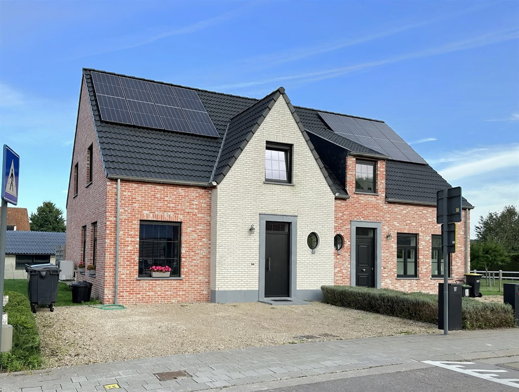 Foto 1 : Huis te 8720 Dentergem (België) - Prijs &euro; 990