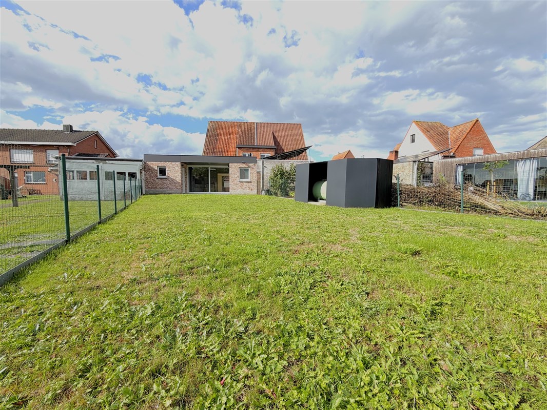 Foto 1 : Huis te 8755 Ruiselede (België) - Prijs &euro; 990