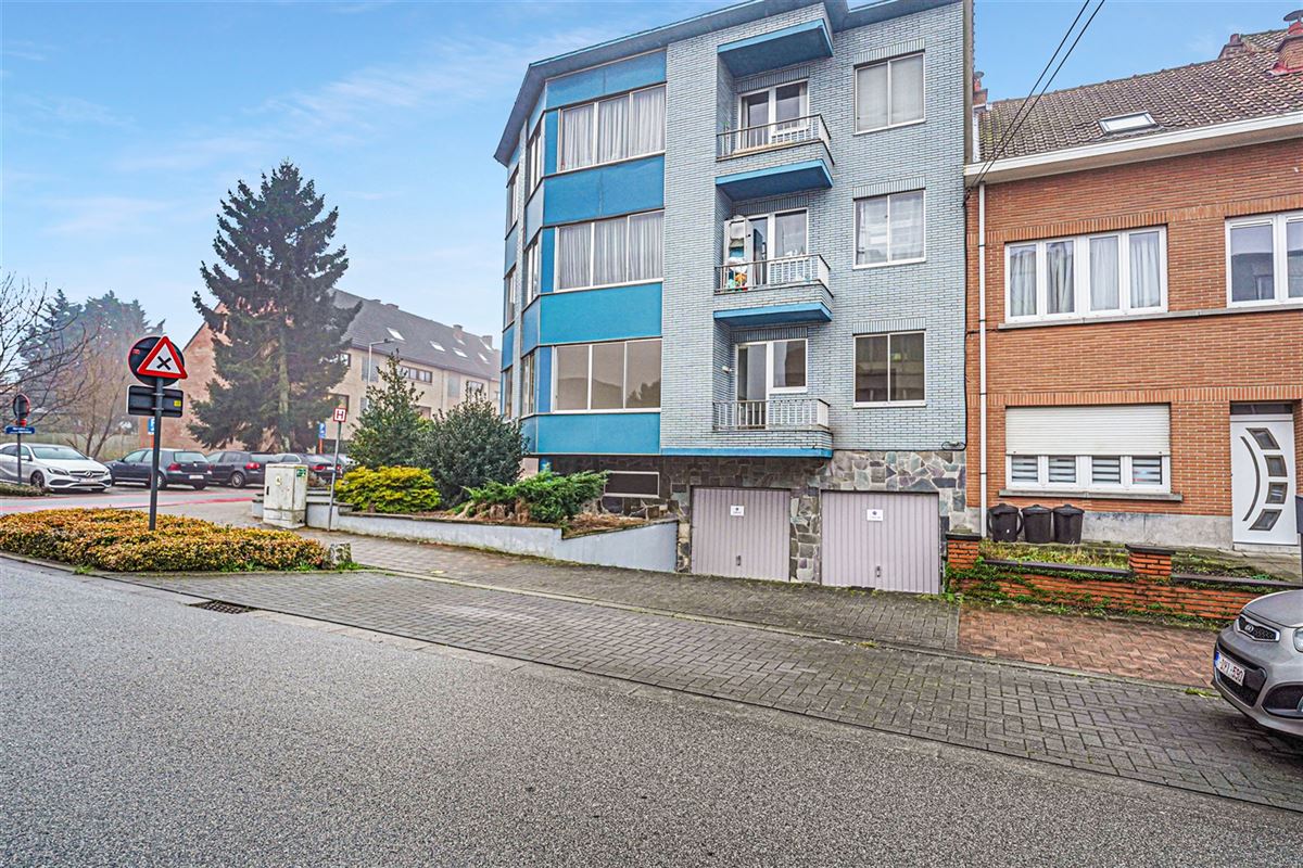 Agence Immobilière à Rocourt, Liège : Immeuble à appartements à vendre : Avenue des Nerviens 75 1780 WEMMEL