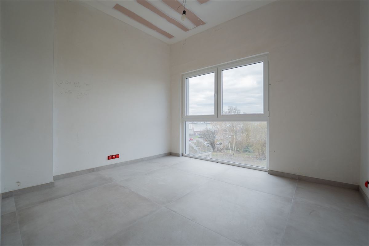 Agence Immobilière à Rocourt, Liège : Penthouse à vendre : Rue des Français 400 4000 ROCOURT