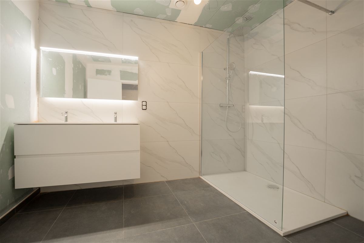 Agence Immobilière à Rocourt, Liège : Appartement à vendre : Rue des Français 400 4000 ROCOURT