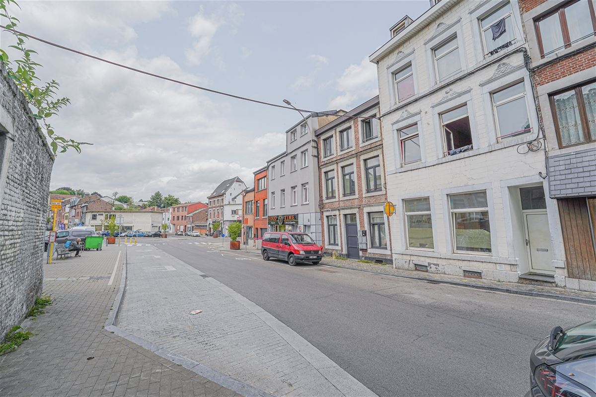 Agence Immobilière à Rocourt, Liège : Immeuble à appartements à vendre : Rue Eugène Houdret 70-76 4000 GLAIN