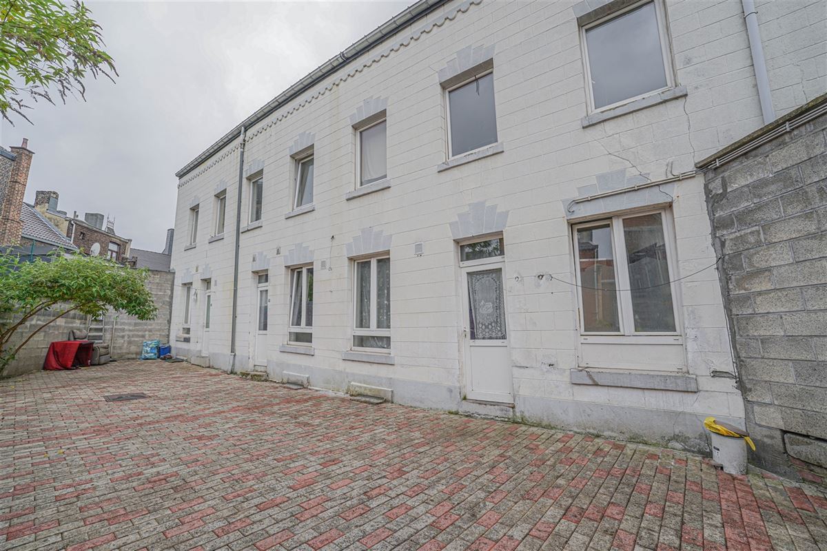 Agence Immobilière à Rocourt, Liège : Immeuble à appartements à vendre : Rue Eugène Houdret 70-76 4000 GLAIN