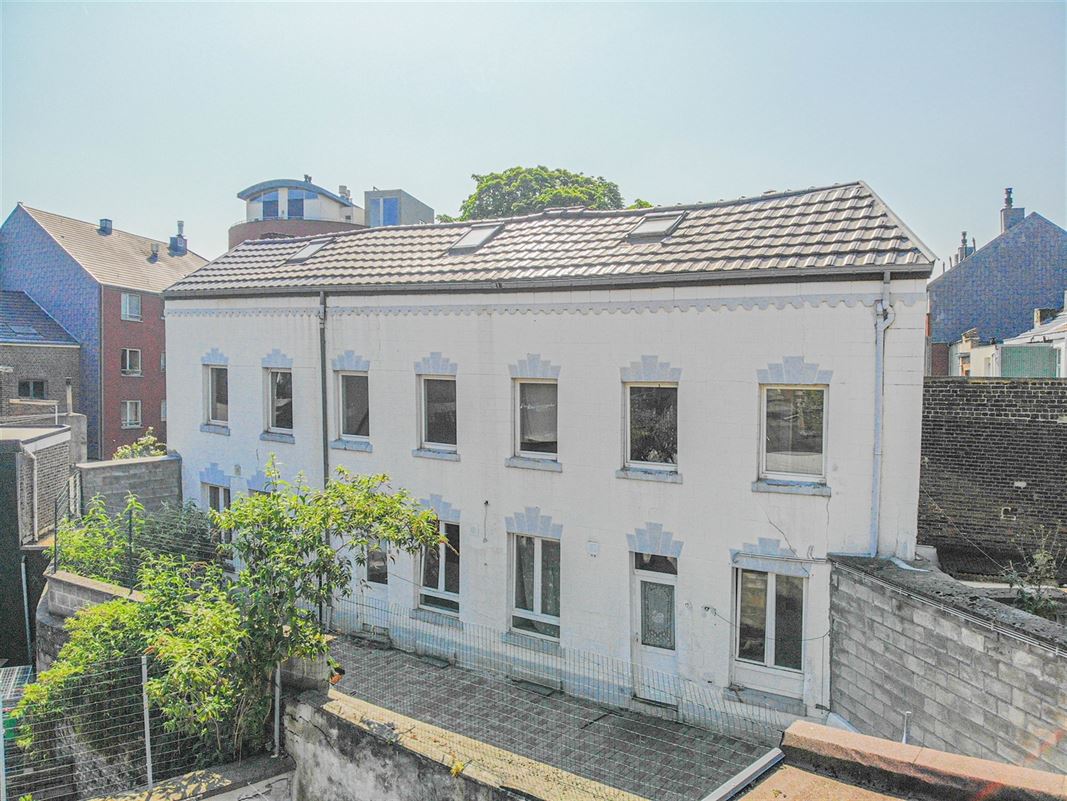 Agence Immobilière à Rocourt, Liège : Immeuble à appartements à vendre : Rue Eugène Houdret 70-76 4000 GLAIN