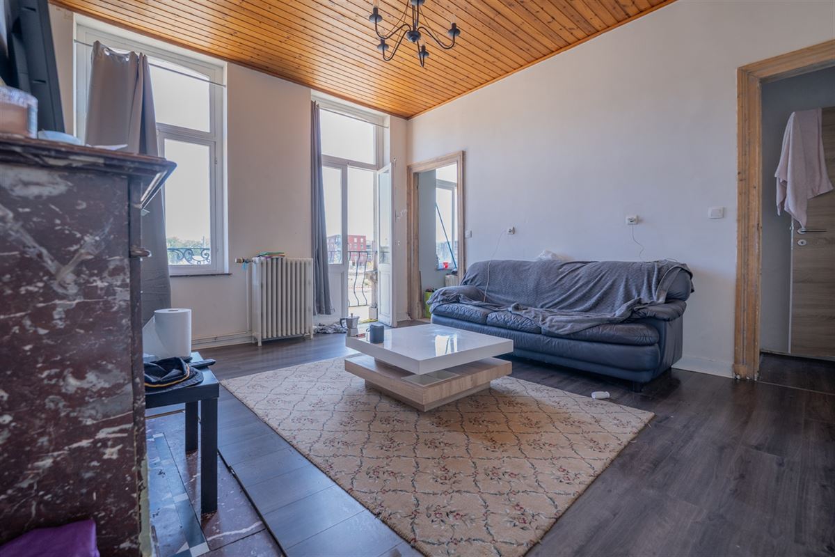 Agence Immobilière à Rocourt, Liège : Immeuble à appartements à vendre : Place de Coronmeuse 15 4000 LIÈGE