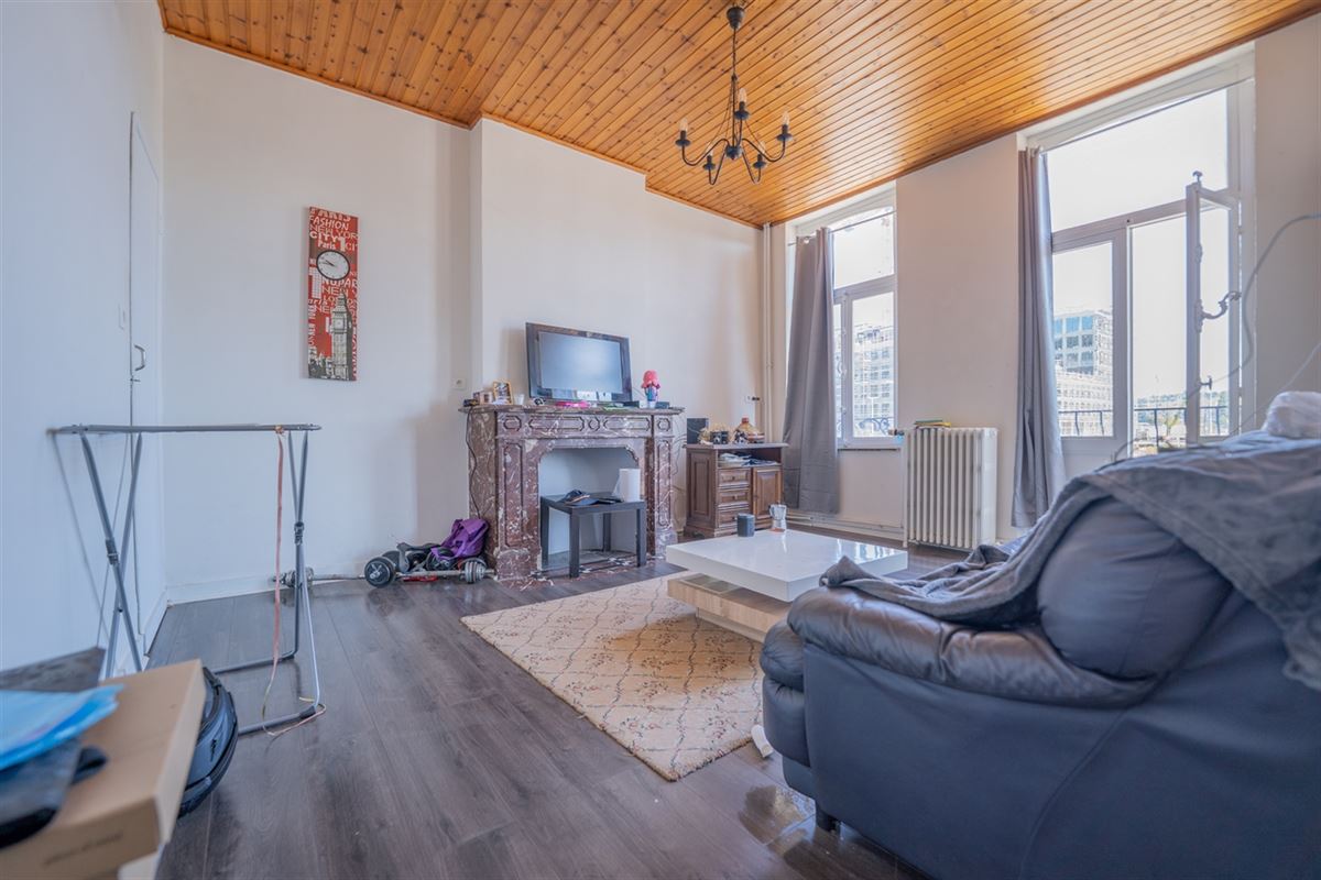 Agence Immobilière à Rocourt, Liège : Immeuble à appartements à vendre : Place de Coronmeuse 15 4000 LIÈGE