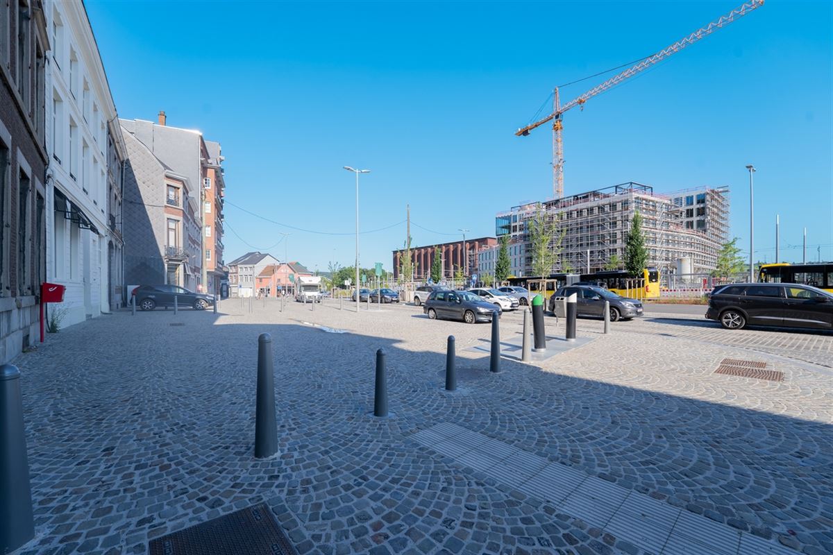 Agence Immobilière à Rocourt, Liège : Immeuble à appartements à vendre : Place de Coronmeuse 15 4000 LIÈGE