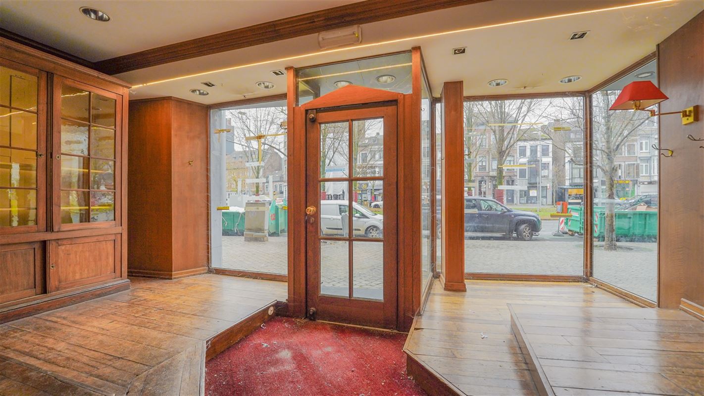 Agence Immobilière à Rocourt, Liège : Commerce à louer : Boulevard de la Sauvenière 149 4000 LIÈGE