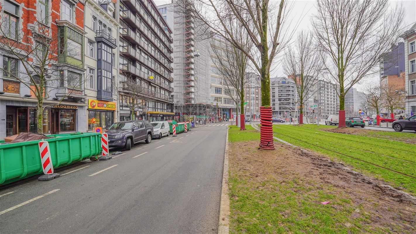 Agence Immobilière à Rocourt, Liège : Commerce à louer : Boulevard de la Sauvenière 149 4000 LIÈGE