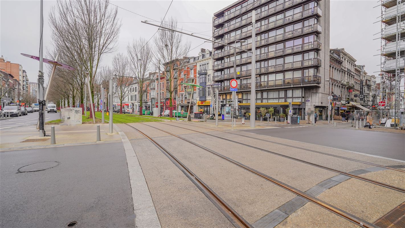 Agence Immobilière à Rocourt, Liège : Commerce à louer : Boulevard de la Sauvenière 149 4000 LIÈGE