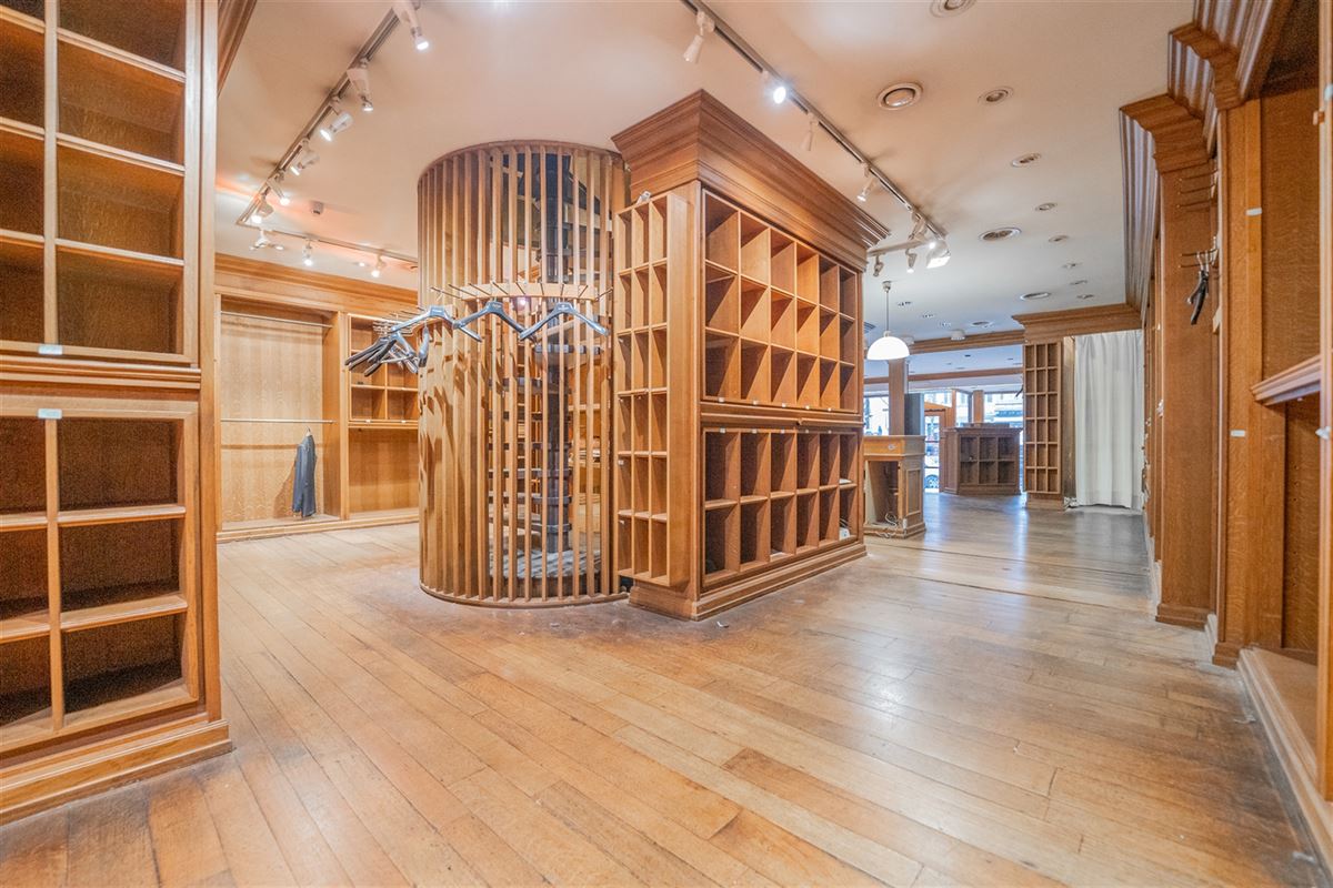 Agence Immobilière à Rocourt, Liège : Commerce à louer : Boulevard de la Sauvenière 149 4000 LIÈGE