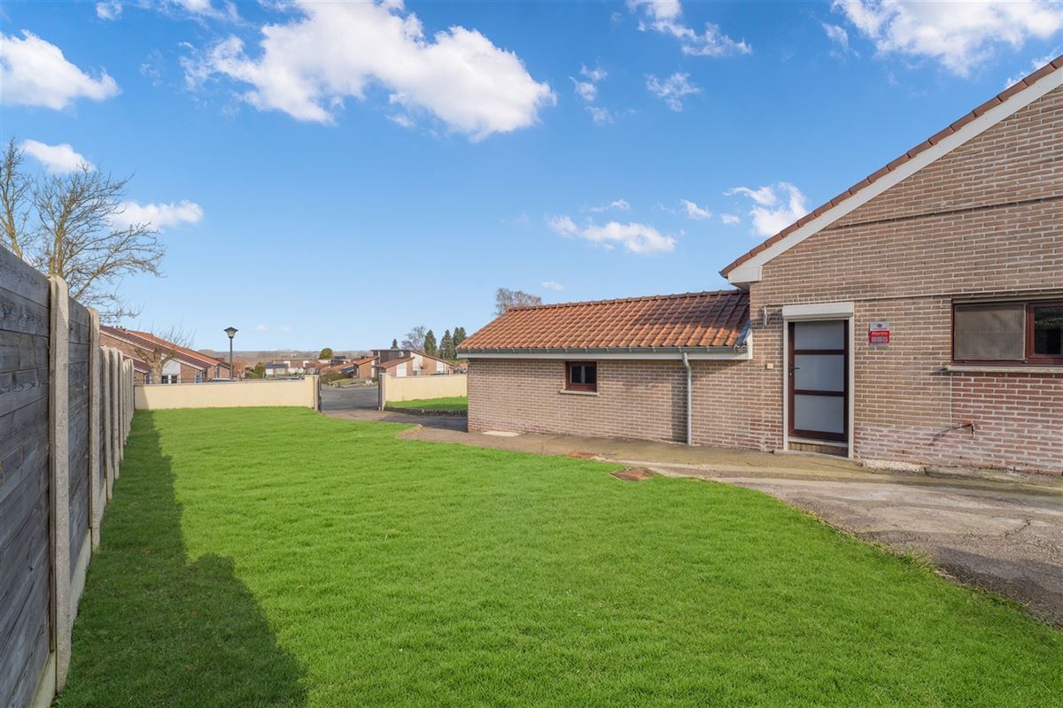 Agence Immobilière à Rocourt, Liège : Bungalow à vendre : Kleinveldstraat 30 3700 VREREN