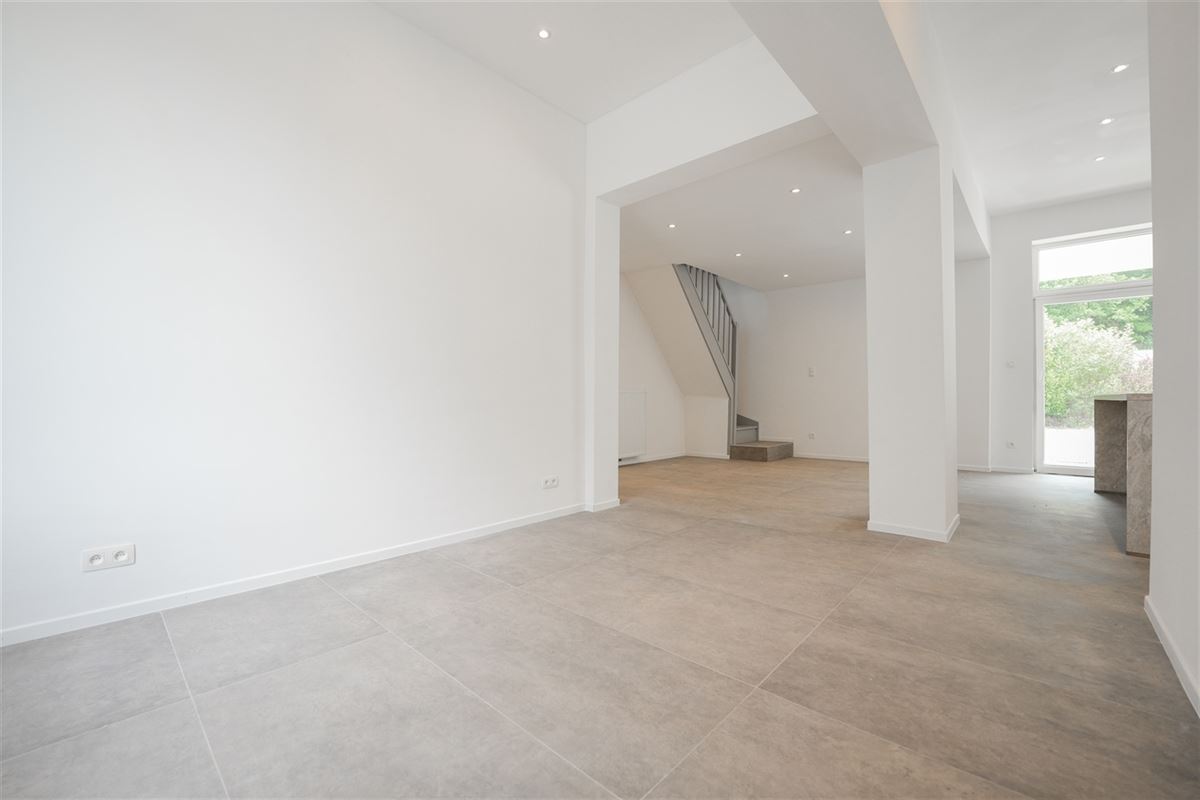 Agence Immobilière à Rocourt, Liège : Appartement à vendre : Avenue des Thermes 118 4050 CHAUDFONTAINE