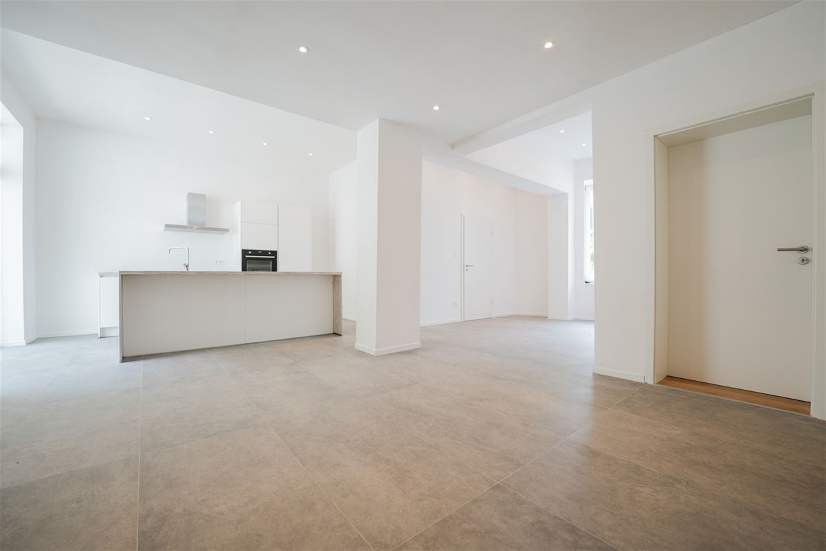 Agence Immobilière à Rocourt, Liège : Appartement à vendre : Avenue des Thermes 118 4050 CHAUDFONTAINE