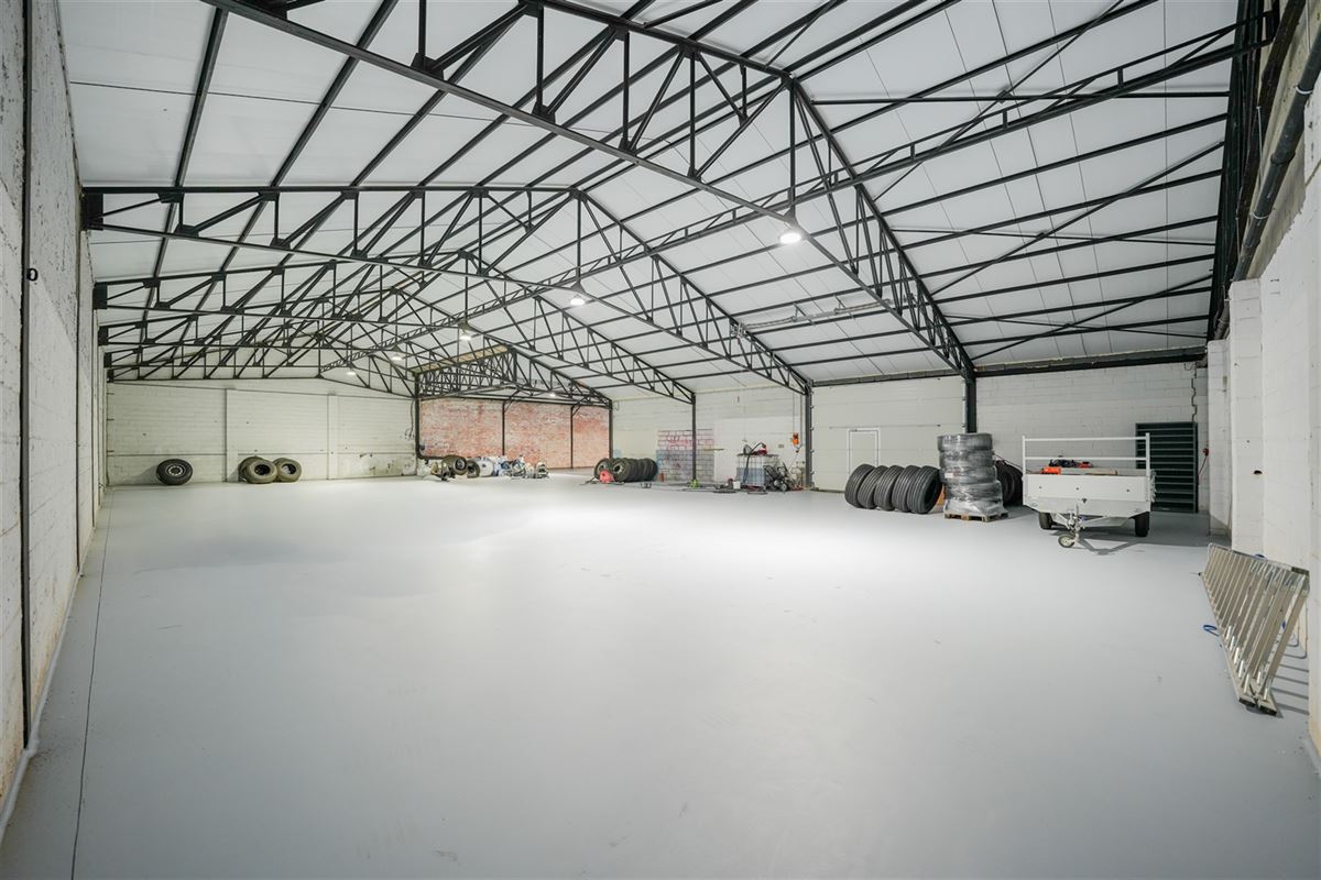 AG Immobilière - Agence Immobilière à Liège : Bien à vendre : Entrepôt : Chaussée de Tongres 607 4452 WIHOGNE