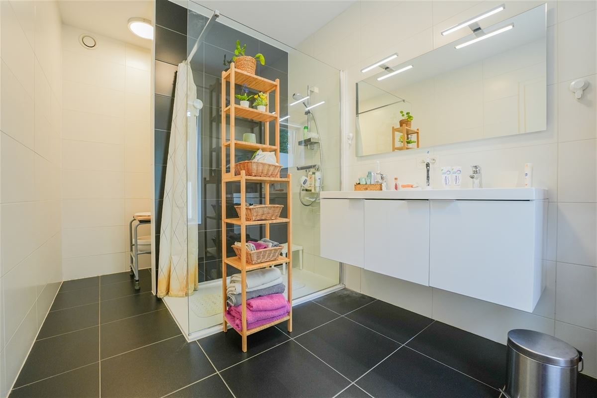 Agence Immobilière à Rocourt, Liège : Appartement à vendre : Rue de Lantin 151 4000 ROCOURT