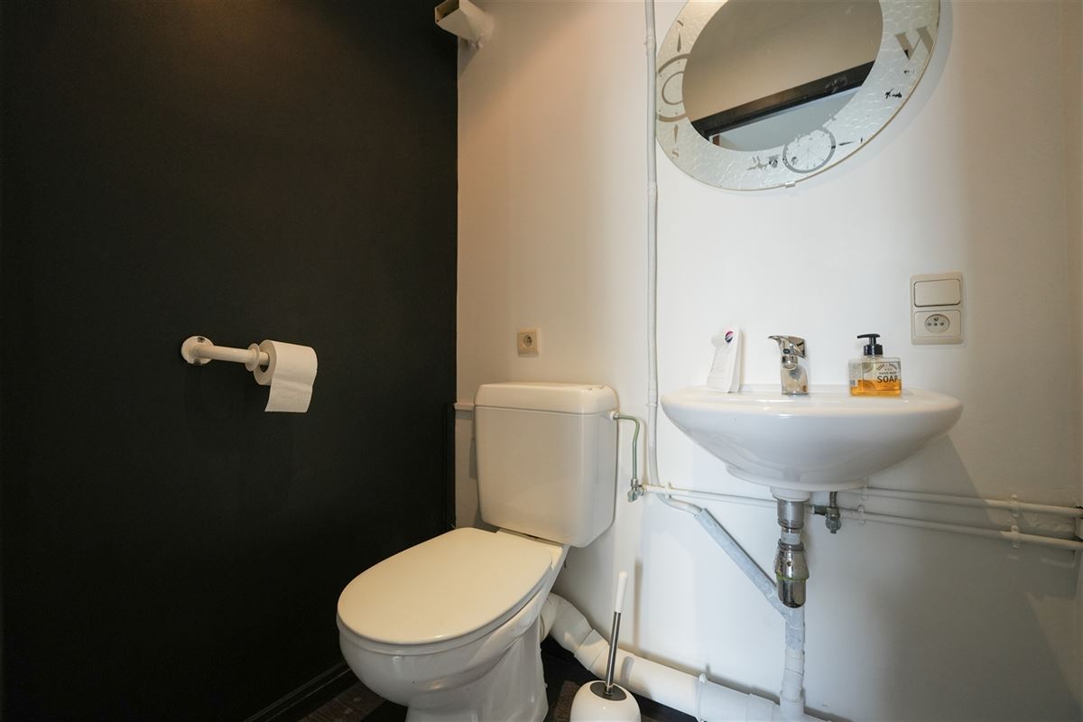 Agence Immobilière à Rocourt, Liège : Commerce à louer : Rue d'Ans 2 4000 ROCOURT