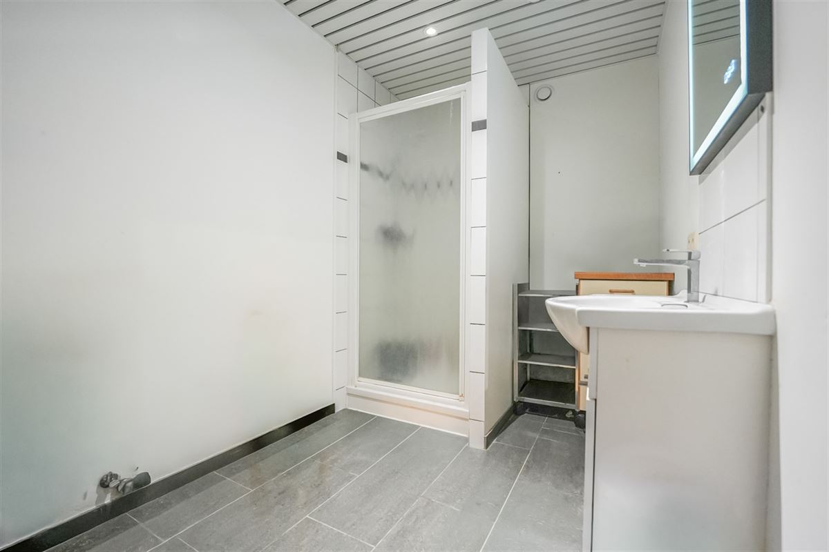 Agence Immobilière à Rocourt, Liège : Appartement à vendre : Rue des Nations-Unies 126 4432 ALLEUR