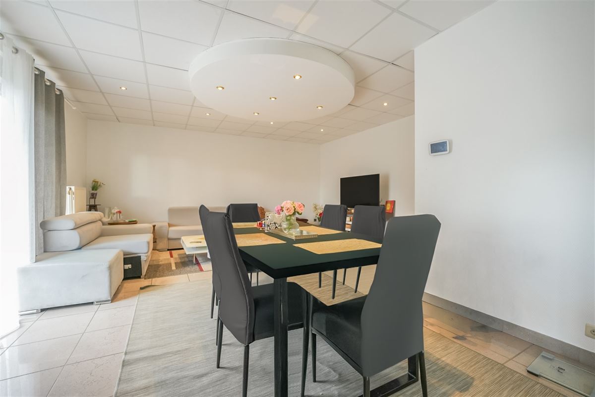 Agence Immobilière à Rocourt, Liège : Appartement à vendre : Rue des Nations-Unies 126 4432 ALLEUR