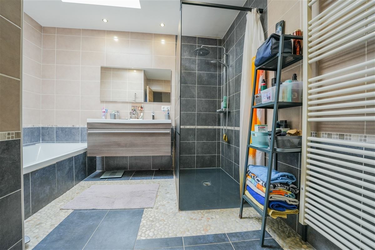 Agence Immobilière à Rocourt, Liège : Maison à vendre : Rue Principale 114 4347 FEXHE-LE-HAUT-CLOCHER