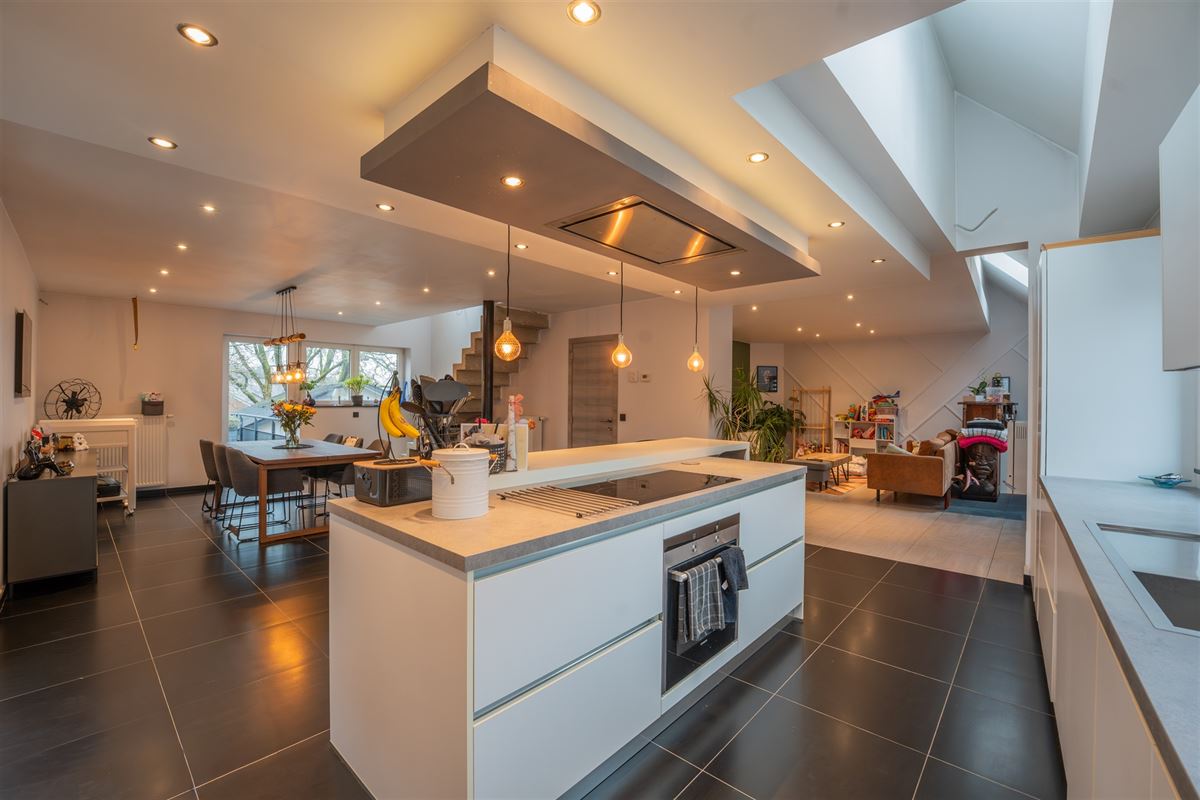 Agence Immobilière à Rocourt, Liège : Maison à vendre : Rue Haute 50/52 4650 HERVE