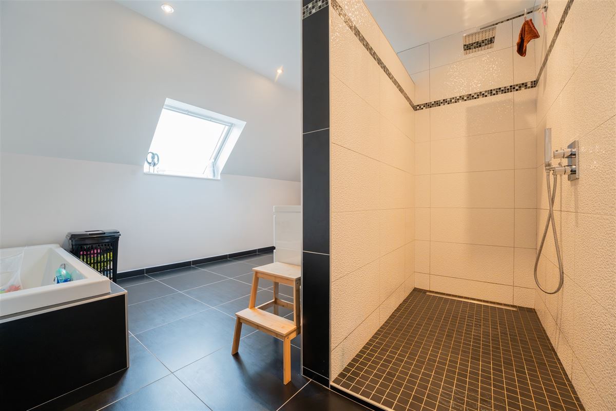 Agence Immobilière à Rocourt, Liège : Maison à vendre : Rue Haute 50/52 4650 HERVE