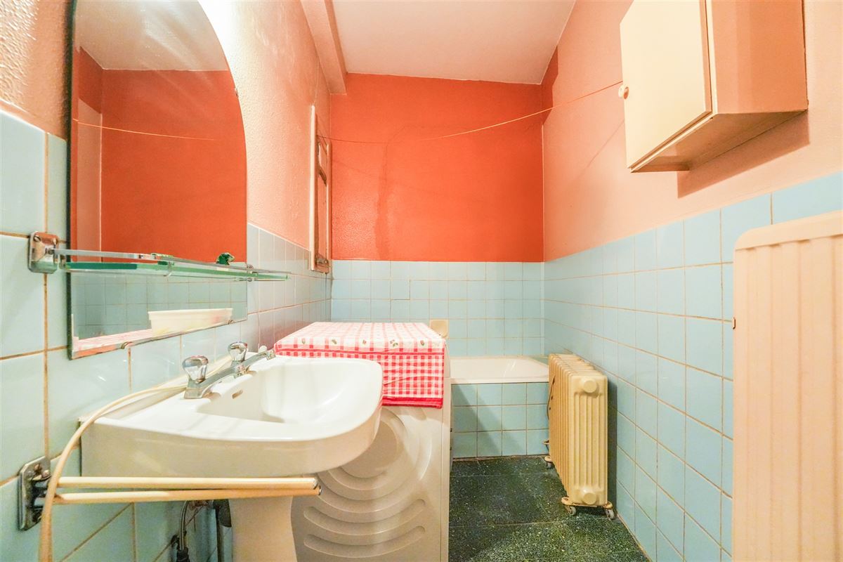 Agence Immobilière à Rocourt, Liège : Appartement à vendre : Rue Henri Vieuxtemps 76 4000 LIÈGE